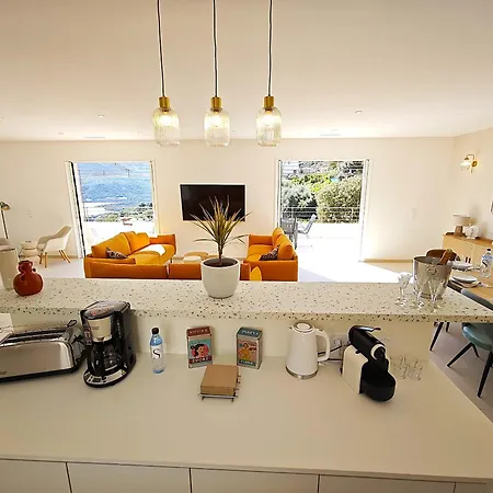 E Cotule Villa *